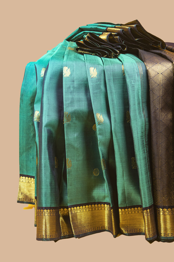 Green and Kanchana Brown Vintage Dual-Shaded  Kanjivaram Silk Saree