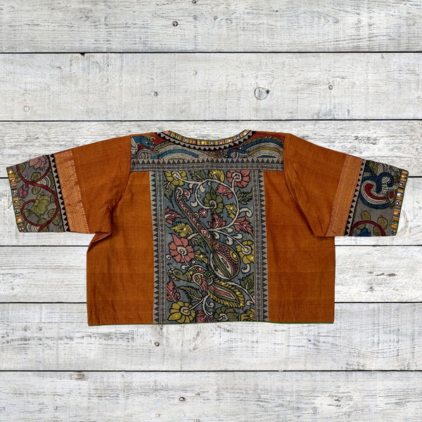 Cotton blouse adorned with Pen Kalamkari Veena patchwork - Size 42