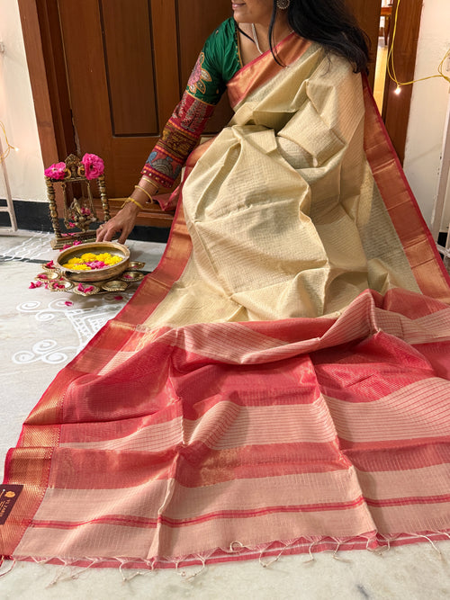 Beige with Red Border Maheshwari Silk Cotton Saree